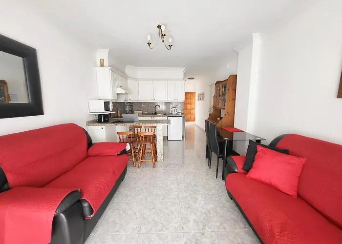 Diamantes Komfort - 2 Bedrooms, 2 Bathrooms, Easily Accessible, No Stairs Apartment