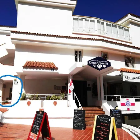 Diamantes Komfort Apartment *