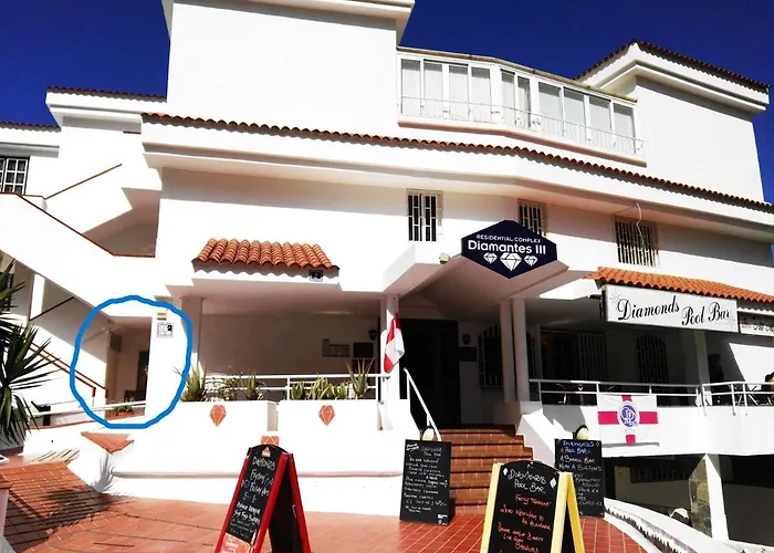 Diamantes Komfort - 2 Bedrooms, 2 Bathrooms, Easily Accessible, No Stairs Apartment *