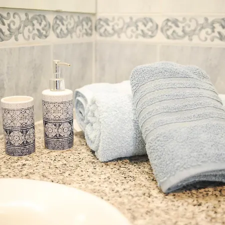 アパート Diamantes Komfort Apt107- 2 Bedrooms, 2 Bathrooms, Easily Accessible, No Stairs ロスクリスティアーノス