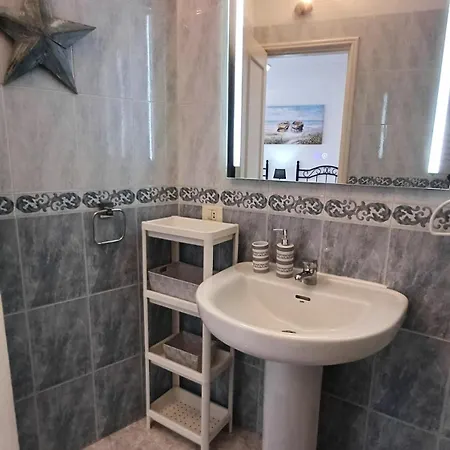 Diamantes Komfort - 2 Bedrooms, 2 Bathrooms, Easily Accessible, No Stairs アパート ロスクリスティアーノス