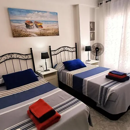 Diamantes Komfort - 2 Bedrooms, 2 Bathrooms, Easily Accessible, No Stairs アパート